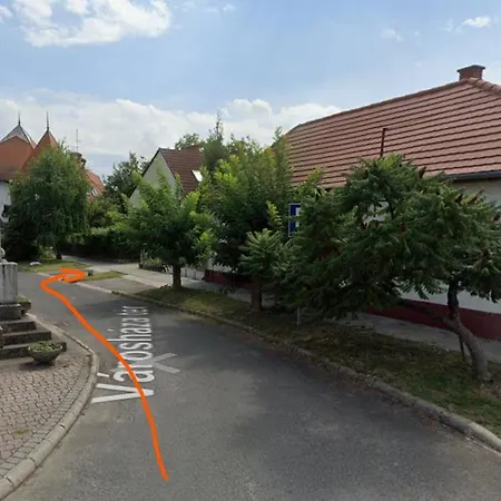 Lellei Pihenohaz Prázdninový dům