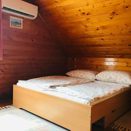 Vakantiehuis Lellei Pihenohaz Balatonlelle